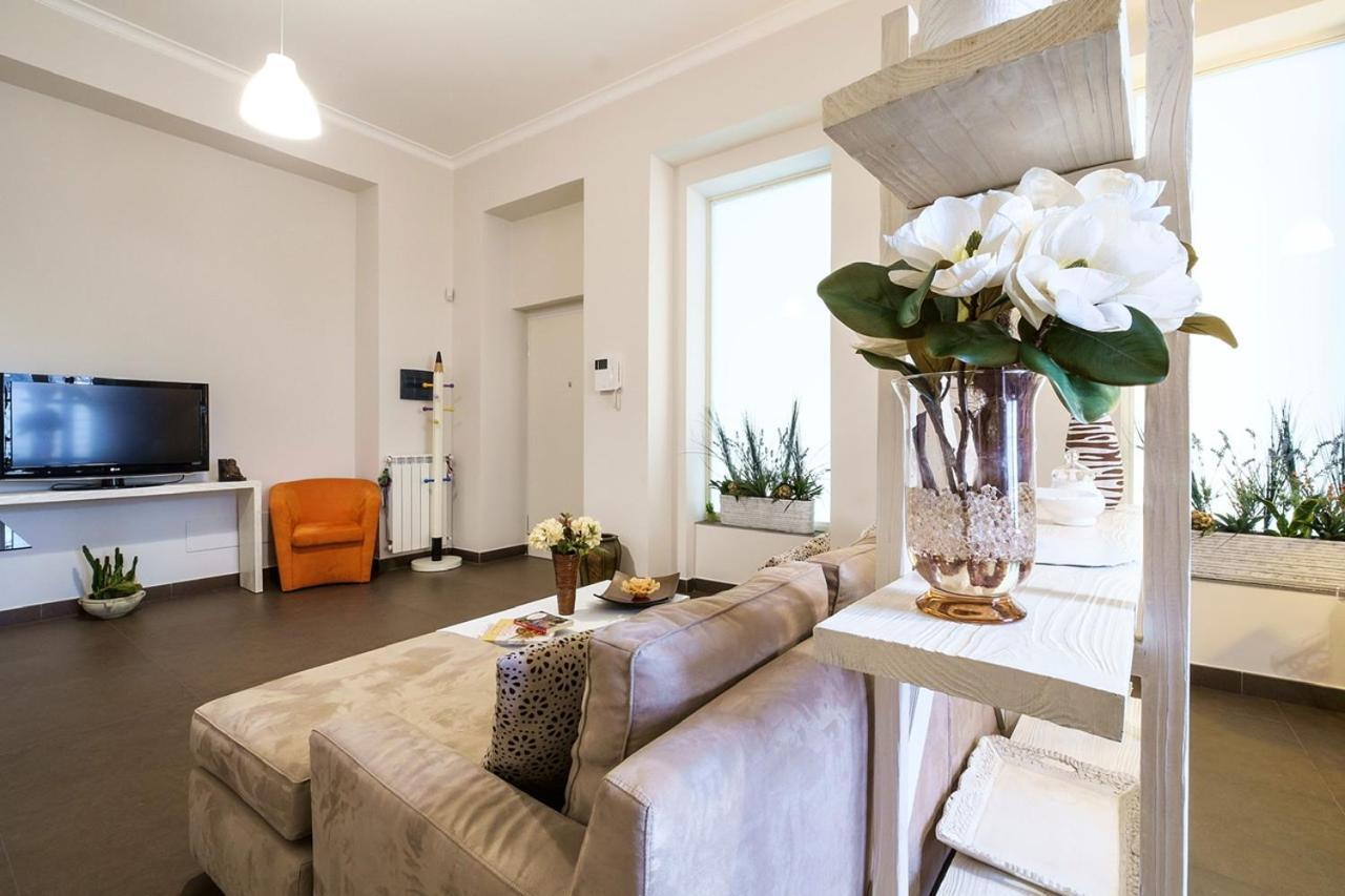 Gran Cancelliere Apartment With Parking Palermo Ngoại thất bức ảnh